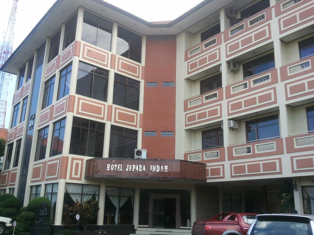 Готель Jepara Indah Екстер'єр фото